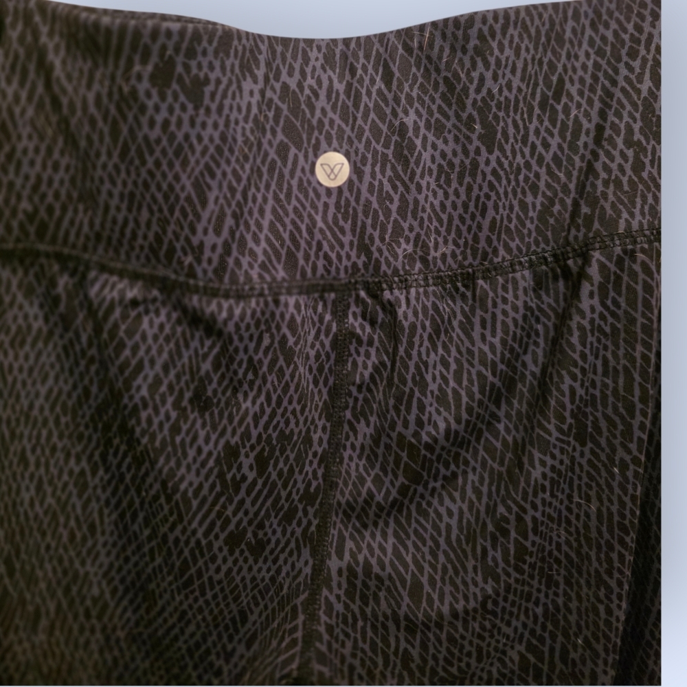 Plus 18-20 Crop Leggings Activewear - Picture 3 of 5